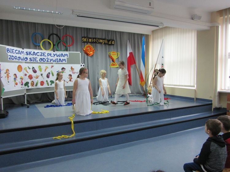Przedszkolaki z Żor wystartowały w Miniolimpiadzie, SP nr 13 w Żorach
