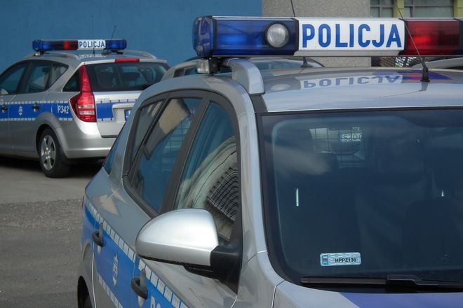 Ciężarna kobieta trafiła do szpitala po zderzeniu osobówek w Gorzycach, archiwum