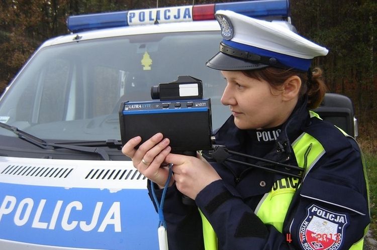 Policja prowadzi weekendową akcję „Prędkość”, archiwum