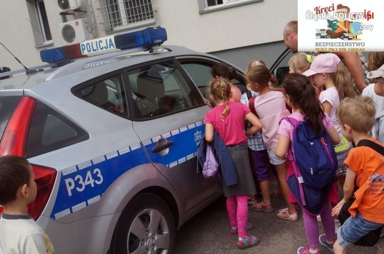 Przedszkolaki z wizytą u policjantów, KMP Żory
