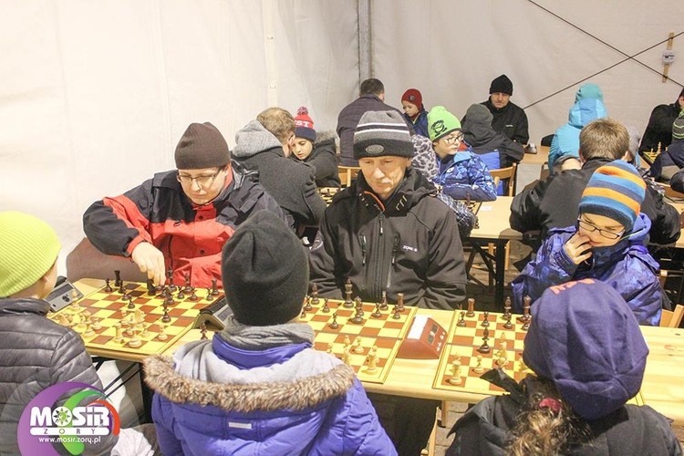 Jarmark Świąteczny: rozegrano turniej szachowy, MOSiR Żory