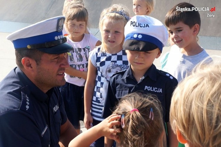 Żorska komenda policji jest przyjazna najmłodszym, KMP Żory