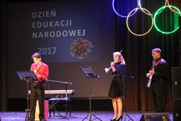 Prezydent nagrodził najlepszych uczniów i nauczycieli, Adrian Lubszczyk / UM Żory