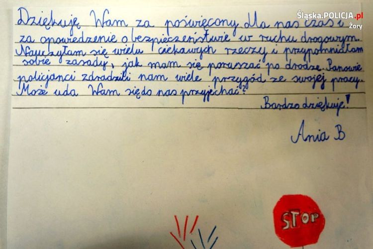 Uczniowie ZS-P nr 7 napisali listy do żorskich policjantów, KMP w Żorach