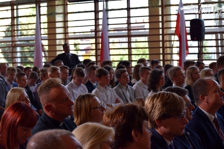 Premier Morawiecki na inauguracji roku szkolnego w Żorach, Natalia Stebel