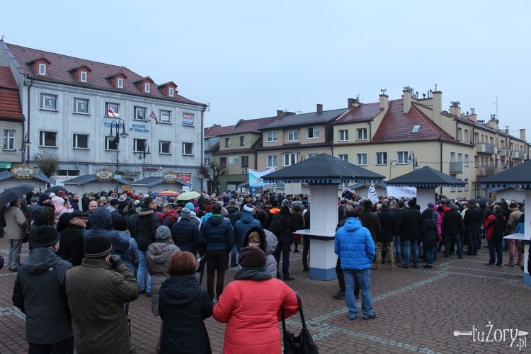 Żory: mieszkańcy protestowali przeciwko Wojciechowi Kałuży, jm
