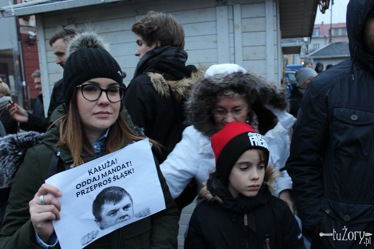 Żory: mieszkańcy protestowali przeciwko Wojciechowi Kałuży, jm