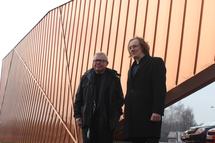 Światowej sławy architekt odwiedził Muzeum Ognia, maj