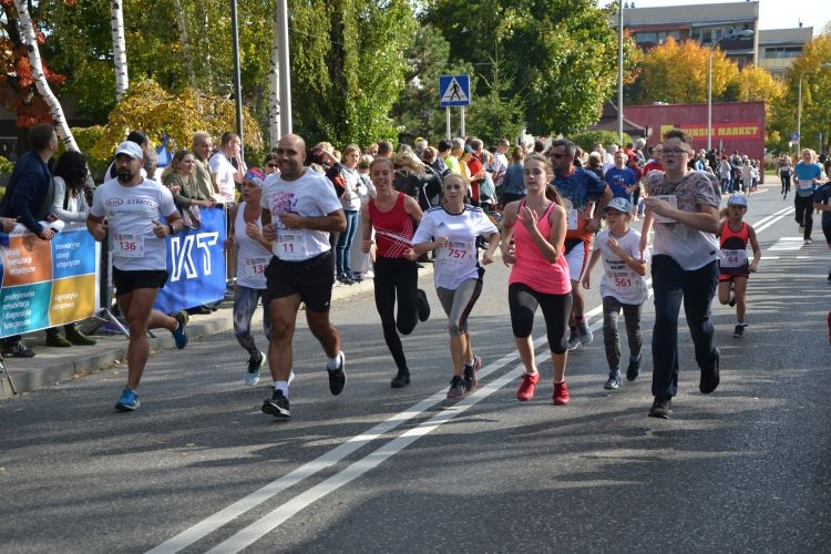 Setki biegaczy na Żorskim Biegu Ulicznym, JP