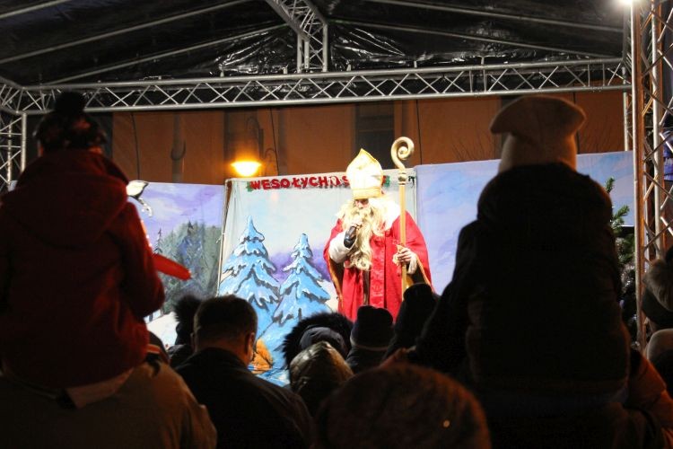 Mikołaj na żorskim rynku, UM Żory
