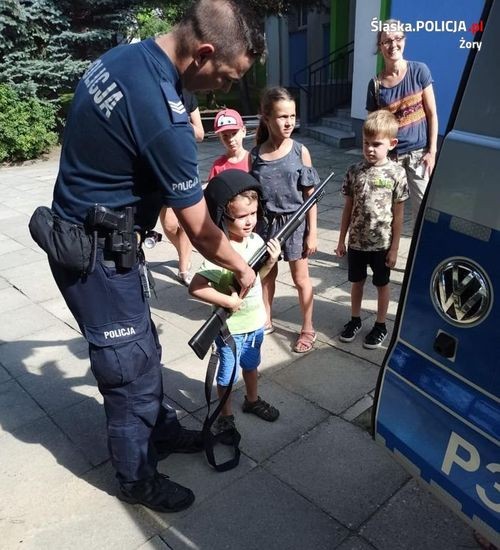 Policjanci spotkali się z najmłodszymi mieszkańcami Żor, KMP Żory