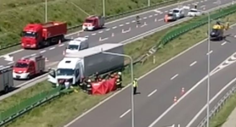 35-letni kierowca zmarł po wypadku na autostradzie A1, 