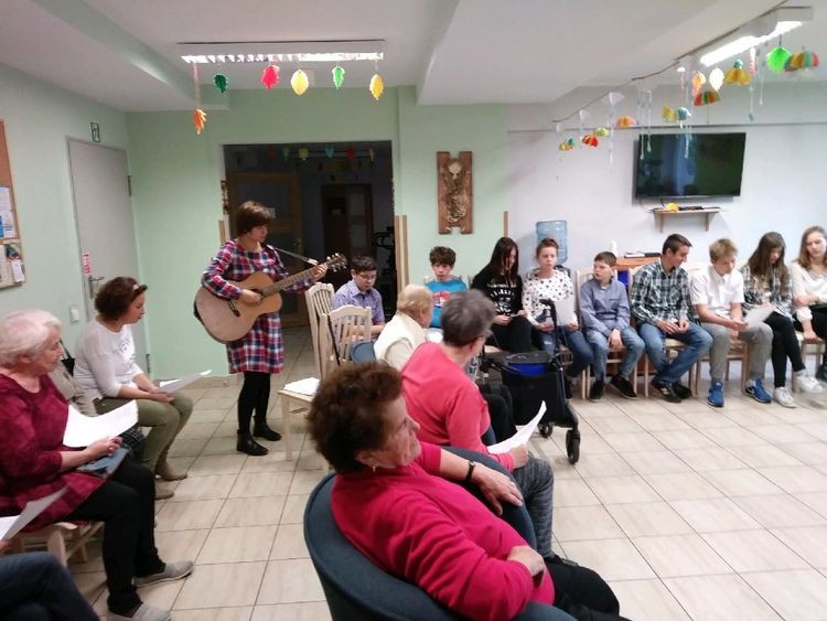 ZSS świętował z seniorami Międzynarodowy Dzień Osób Starszych, ZSS w Żorach