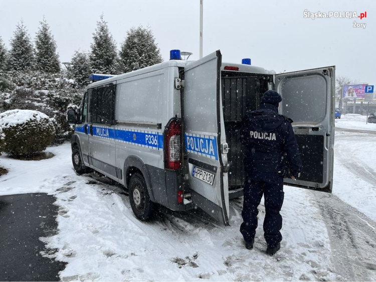 Żorski policjant po służbie zatrzymał złodzieja, Komenda Policji w Żorach