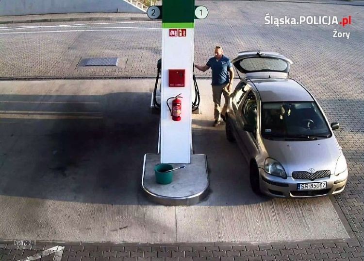 Ukradł paliwo za ponad 500 złotych. Policja publikuje wizerunek, KMP Żory