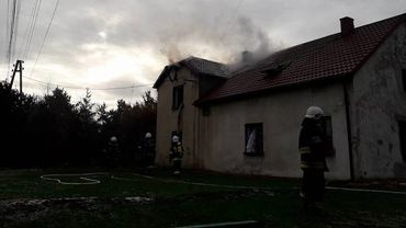 150 tys. złotych strat po pożarze domu przy ul. Boguszowickiej w Żorach