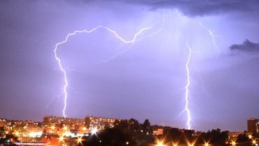 Synoptycy ostrzegają przed kolejnymi silnymi burzami z gradem