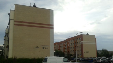 Os. Pawlikowskiego: samobójca na dachu bloku