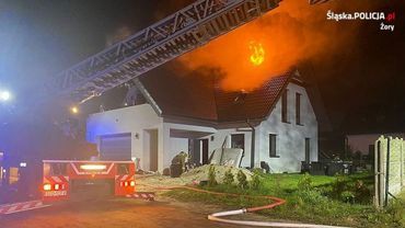 Pożar domu w Żorach. Zniszczone piętro i poddasze