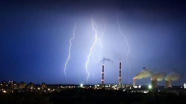 Alert pogodowy IMGW: burze z gradem na Śląsku