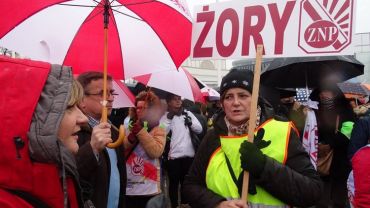 Nauczyciele z Żor na manifestacji w Warszawie