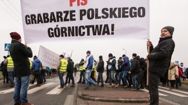 Górnicy z Krupińskiego zablokowali drogi