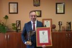 Autorytet Budownictwa i Gospodarki Śląskiej. Nagroda trafiła w ręce prezydenta miasta, UM Żory