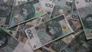 Płaca minimalna w 2026 roku: rządowa propozycja niższa niż postulaty związkowców
