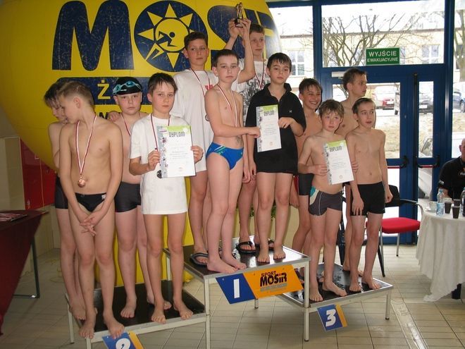 Uczniowie walczyli w Międzyszkolnych Mistrzostwach Żor w Pływaniu, mat. pras.