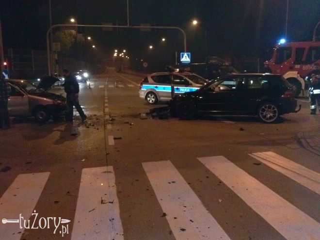 Na wiślance zderzyły się trzy samochody, KMPSP w Żorach