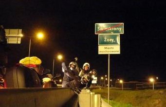 Grupa mieszkańców na motocyklach zwiedza Europę i promuje Żory. Teraz szykują kolejną wyprawę, motour.eu