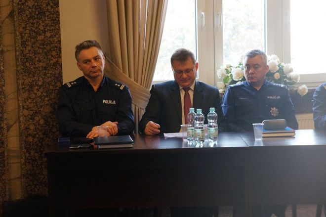Policjanci z Żor podsumowali swoje osiągnięcia w 2014 roku, KMP Żory