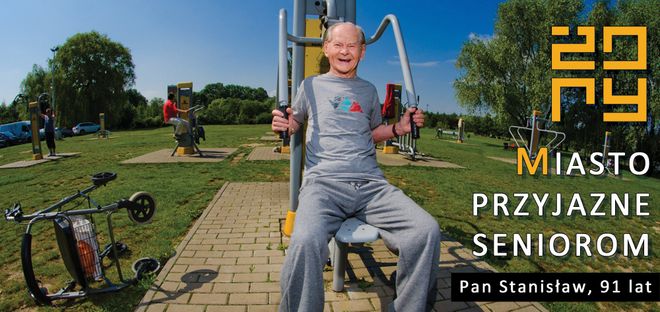 Pan Stanisław Blaski ma 91 lat i promuje żorskie siłownie plenerowe