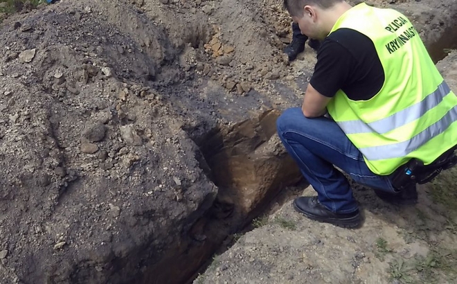 W Baranowicach znaleziono ludzkie szczątki i niewybuch, KMP Żory
